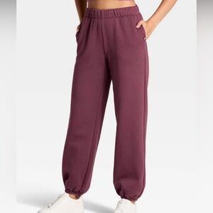 JoyLab women’s plum Joggers - Medium